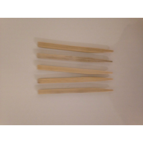 pique brochette en bois biodégradable par 100- Adiserve