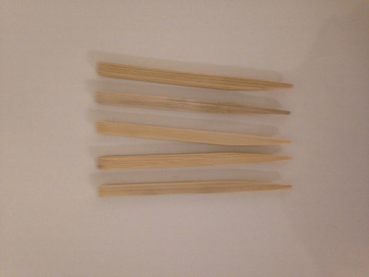 Pique brochette en bois  biodégradable 9 cm par 100