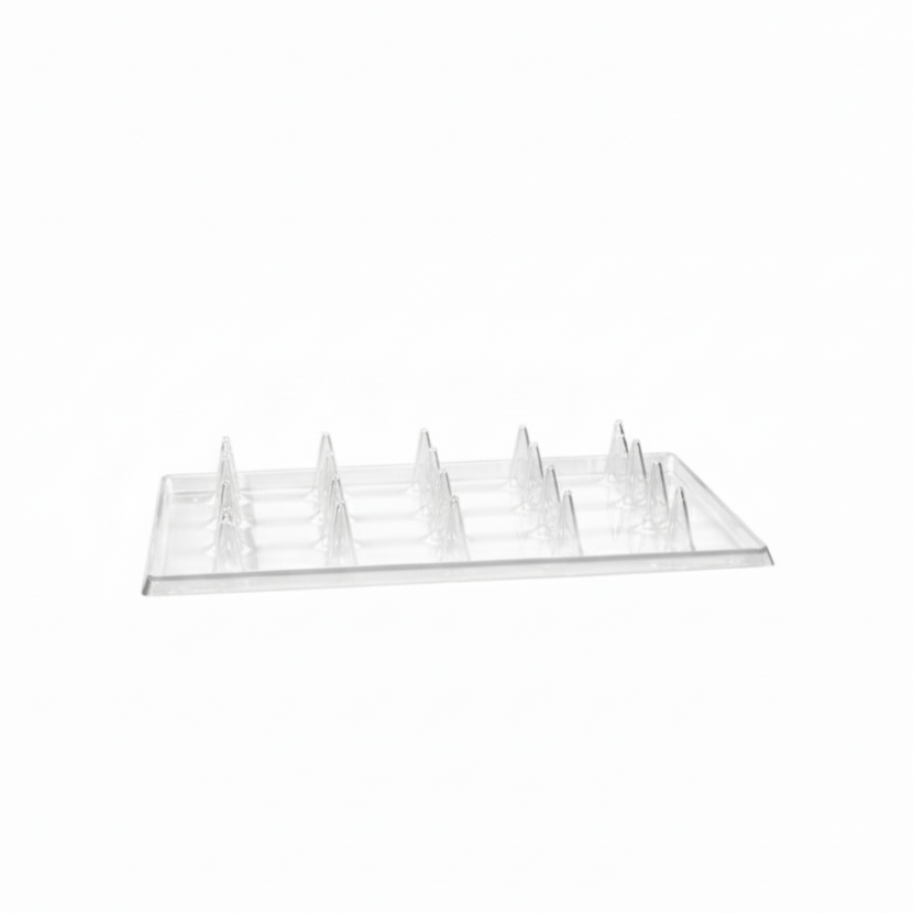 Plateau cristal Starck réutilisable pour verres ou tasses 1P sur fond blanc 
