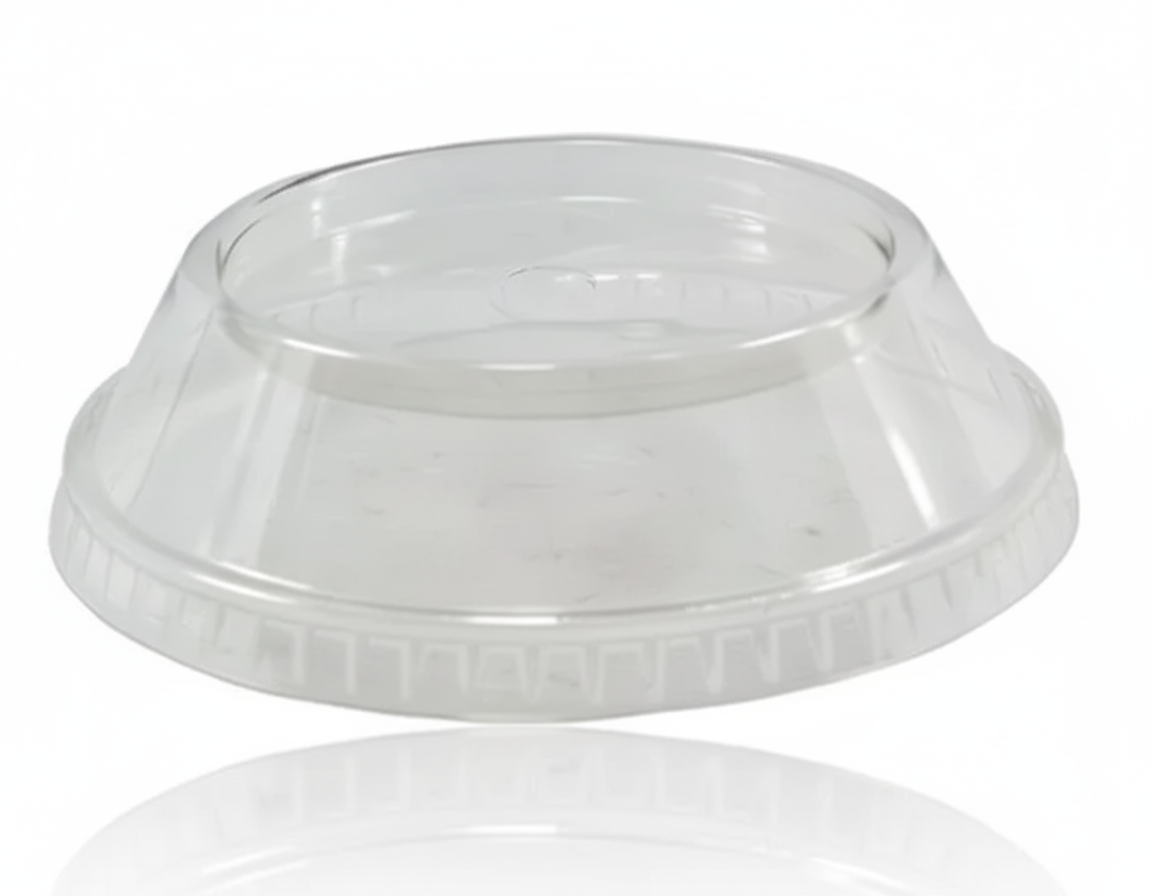 Couvercle plat en cristal transparent de 95mm avec fente, seul sur fond blanc, produit e-commerce.