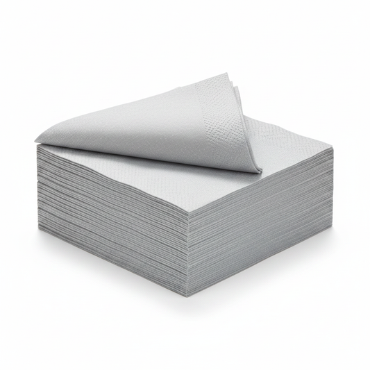 Serviette cocktail argent - photo studio fond blanc