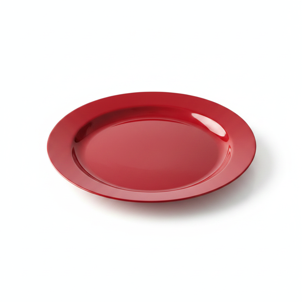 Assiette rouge carmin - photo studio fond blanc