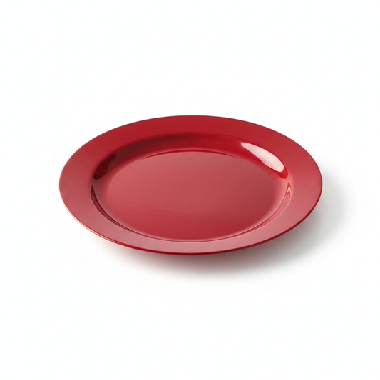 Assiette rouge carmin - photo studio fond blanc