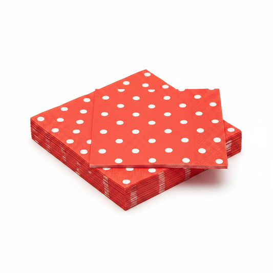 Serviette rouge pois blancs - photo studio fond blanc
