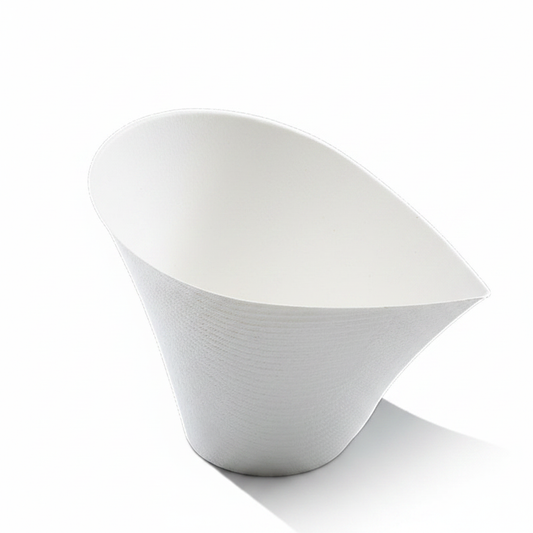 Coupe dessert cônique canne sucre studio fond blanc packshot